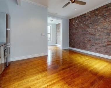 432 East 13th Street - Photo Thumbnail 7
