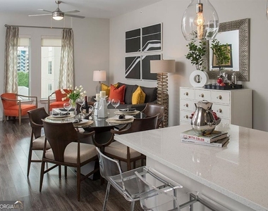 2144 Peachtree Road - Photo Thumbnail 4