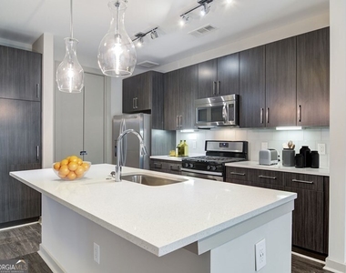 2144 Peachtree Road - Photo Thumbnail 5