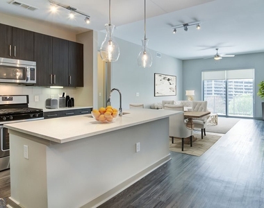 2144 Peachtree Road - Photo Thumbnail 6