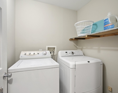 102 Hickory Drive - Photo Thumbnail 20