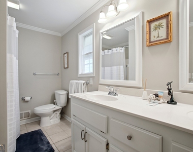 102 Hickory Drive - Photo Thumbnail 16