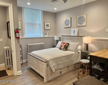 892 Elberon Avenue - Photo Thumbnail 4