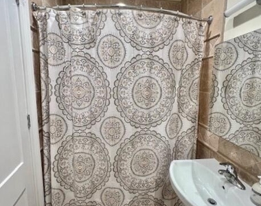892 Elberon Avenue - Photo Thumbnail 13