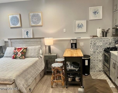 892 Elberon Avenue - Photo Thumbnail 6
