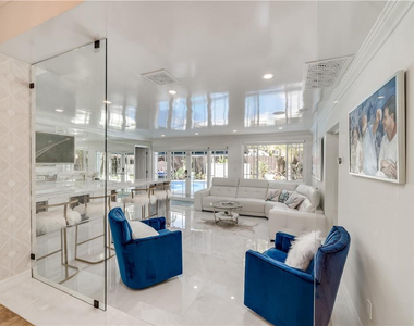 417 Ne 15th Avenue - Photo Thumbnail 20