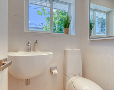 268 Imperial Lane - Photo Thumbnail 40