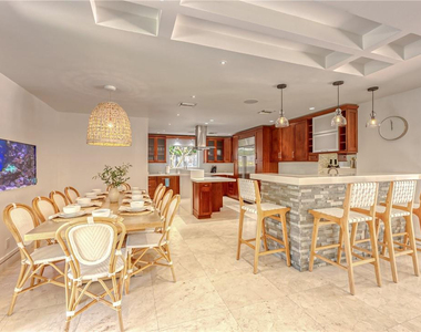 268 Imperial Lane - Photo Thumbnail 5