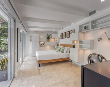 268 Imperial Lane - Photo Thumbnail 9