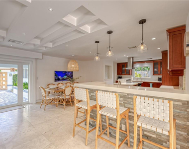 268 Imperial Lane - Photo Thumbnail 6