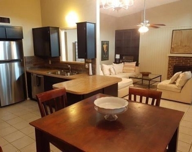 2714 Mccart Avenue - Photo Thumbnail 4