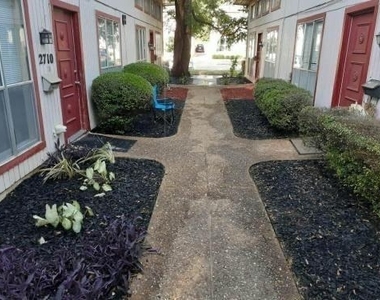 2714 Mccart Avenue - Photo Thumbnail 28