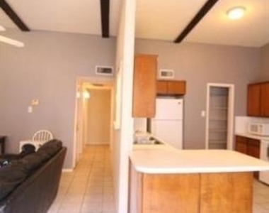 2714 Mccart Avenue - Photo Thumbnail 14