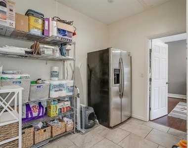 3217 Lubbock Avenue - Photo Thumbnail 34