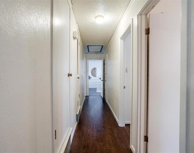 3217 Lubbock Avenue - Photo Thumbnail 32