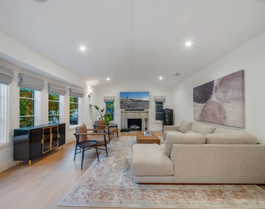 1948 N Curson Avenue - Photo Thumbnail 31