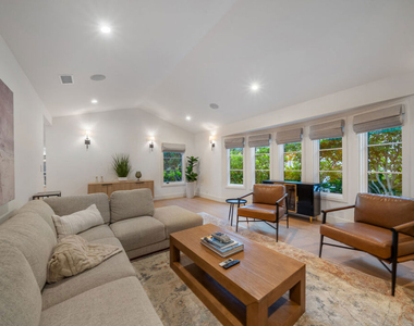 1948 N Curson Avenue - Photo Thumbnail 37