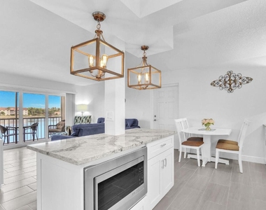 4444 Ne Ocean Boulevard - Photo Thumbnail 4