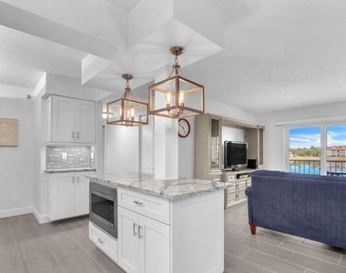 4444 Ne Ocean Boulevard - Photo Thumbnail 3
