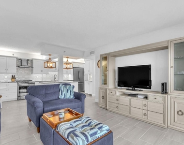 4444 Ne Ocean Boulevard - Photo Thumbnail 11