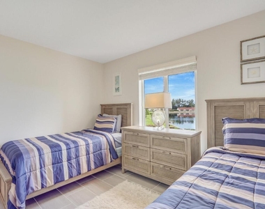 4444 Ne Ocean Boulevard - Photo Thumbnail 15