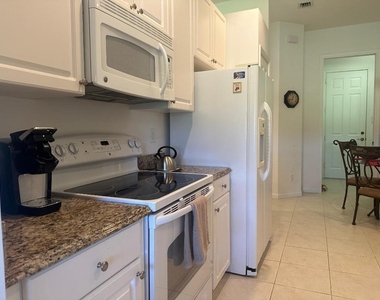 2894 Cedar Dunes Drive - Photo Thumbnail 7