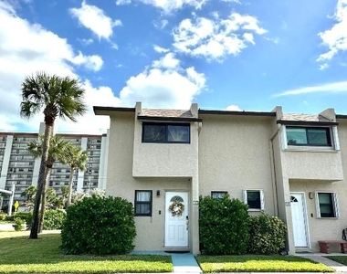 4225 N Highway A1a - Photo Thumbnail 1