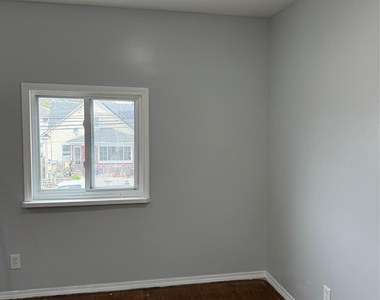 11924 199th Street - Photo Thumbnail 1
