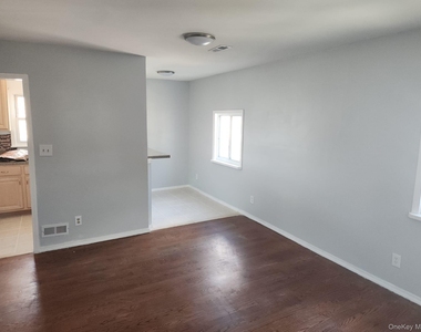 11924 199th Street - Photo Thumbnail 6