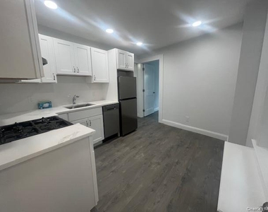 65 Audrey Avenue - Photo Thumbnail 5