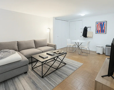 East 63rd Street - Photo Thumbnail 2