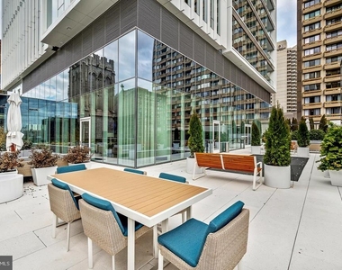 301 S Broad Street S - Photo Thumbnail 65