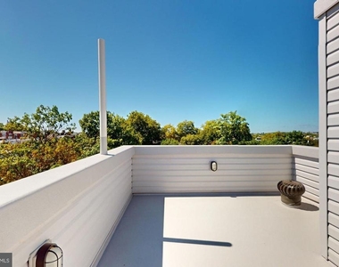 511 N Paxon Street - Photo Thumbnail 31