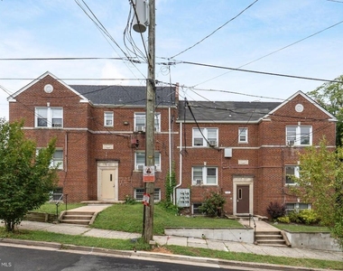 1721 29th Street Se - Photo Thumbnail 22