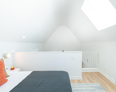 901 E Edenton Street - Photo Thumbnail 5