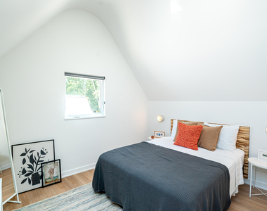901 E Edenton Street - Photo Thumbnail 4
