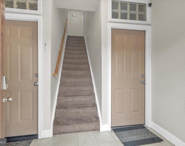 1707 Capitol Avenue Ne - Photo Thumbnail 1
