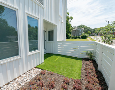 901 E Edenton Street - Photo Thumbnail 14