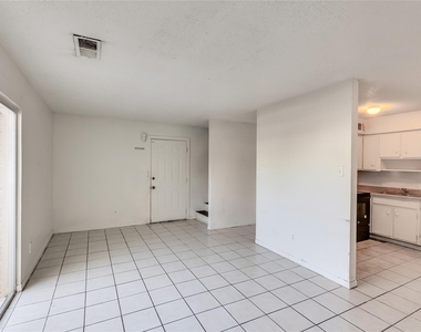 2215 Mission Hill Cir - Photo Thumbnail 5
