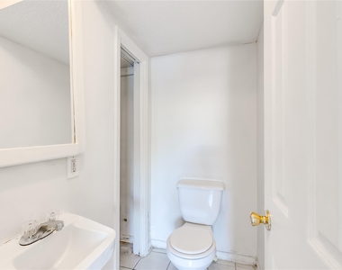 2215 Mission Hill Cir - Photo Thumbnail 9
