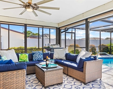 1426 Se 34th Terrace - Photo Thumbnail 20