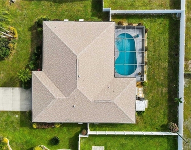 1426 Se 34th Terrace - Photo Thumbnail 22