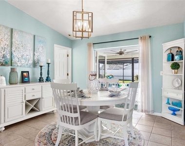 1426 Se 34th Terrace - Photo Thumbnail 7