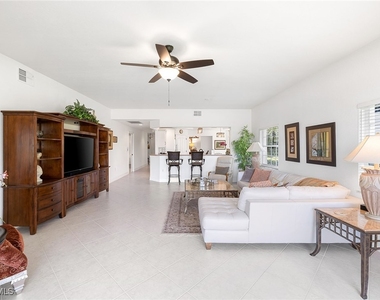 8177 Saratoga Drive - Photo Thumbnail 7