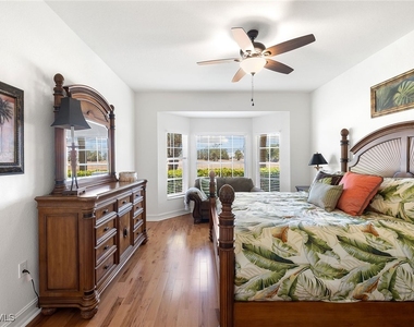 8177 Saratoga Drive - Photo Thumbnail 15