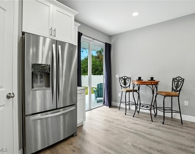10140 Carolina Street - Photo Thumbnail 14