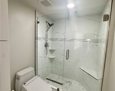 10951 Gulf Shore Drive - Photo Thumbnail 10