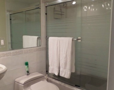 10951 Gulf Shore Drive - Photo Thumbnail 14