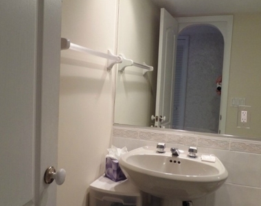 10951 Gulf Shore Drive - Photo Thumbnail 15