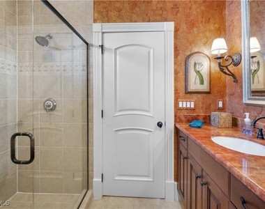 611 18th Avenue S - Photo Thumbnail 22